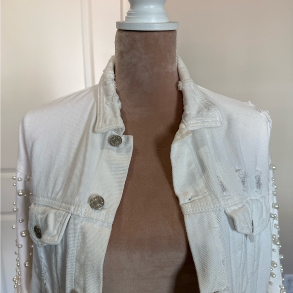 Bloomingdales Exclusive - Sunset and Spring White Denim Jacket with Pearls - Picture 5 of 9